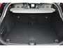 Volvo V60 B4 Essential Edition | Achterruitrijcamera | Adaptieve Cruise Control | BLIS | Lichte lederen bekleding | Google Navigatie | Climate Control | Apple Carplay / Android Auto |