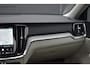 Volvo V60 2.0 B4 Inscription Achterruitrijcamera | Adaptieve Cruise Control | BLIS | Lichte lederen bekleding | Google