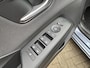 Hyundai Kona Electric Long Range Pure edition 64.8 kWh | Uit voorraad leverbaar! | Parkeersensoren voor en achter | Adaptieve Cruise Control | Keyless entry en start |