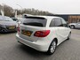 Mercedes-Benz B-klasse 180 Ambition | 12MND GARANTIE | CRUISE | XENON | LMV | TREKHAAK | NAVI |