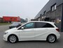 Mercedes-Benz B-klasse 180 Ambition | 12MND GARANTIE | CRUISE | XENON | LMV | TREKHAAK | NAVI |