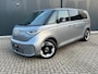 Volkswagen ID. Buzz Pro 86 kWh LWB 6prs. * Camera * El. Schuifdeuren * Stoelverwarming * Adaptieve Cruise Control * SOH 98% *