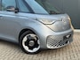 Volkswagen ID. Buzz Pro 86 kWh LWB 6prs. * Camera * El. Schuifdeuren * Stoelverwarming * Adaptieve Cruise Control * SOH 98% *