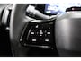 Suzuki e-Vitara Style 61 kWh / Stoel + Stuurverwarming / 360° Camera / Navigatie /