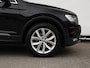 Volkswagen Tiguan 1.5 TSI ACT Highline 150PK DSG | Trekhaak | Led | Spiegelpakket | Navigatie | Side assist | Digitaal dashboard