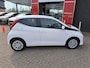 Toyota Aygo X X-PLAY BLUETOOTH SPEEDLIMITER AIRCO EL-RAMEN NL-AUTO