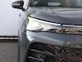 Volkswagen Tiguan 1.5 eHybrid R-Line Edition 204PK DSG Black Style| Panoramadak | LED koplampen | Stoel/Stuurverwarming | Camera | Keyless | Side assist | Adaptive cruise control |