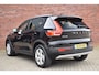 Volvo XC40 B3 177PK Momentum Business | Schuif-/kanteldak | Climate Pack | Park Assist Pack |
