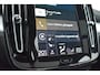 Volvo XC40 B3 177PK Momentum Business | Schuif-/kanteldak | Climate Pack | Park Assist Pack |