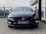 Volvo V60 2.0 T4 Business Sport / NL-Auto / 190 PK / Dealer-Onderhouden / Standkachel / Cruise-Control / Stoelverwarming / Climate-Control / Radio-Bluetooth / Navi / PDC-Achter / 18'' LMV / All-Season / ENZ.