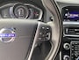 Volvo V60 2.0 T4 Business Sport / NL-Auto / 190 PK / Dealer-Onderhouden / Standkachel / Cruise-Control / Stoelverwarming / Climate-Control / Radio-Bluetooth / Navi / PDC-Achter / 18'' LMV / All-Season / ENZ.