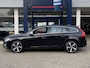 Volvo V60 2.0 T4 Business Sport / NL-Auto / 190 PK / Dealer-Onderhouden / Standkachel / Cruise-Control / Stoelverwarming / Climate-Control / Radio-Bluetooth / Navi / PDC-Achter / 18'' LMV / All-Season / ENZ.