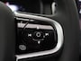Volvo XC90 2.0 T8 Plug-in hybrid AWD Ultra Black Edition Pano-Schuifdak, Trekhaak, 22" LM Velgen, Bower & Wilkins Audio, Head-Up Display, Stoelverwarming/koeling/massage, Adaptieve Cruise, Side Assist, Navi, Four-C Chassis,