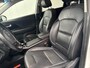 Kia Niro EV e-Niro ExecutiveLine 64 kWh 3Fase, Stoelmemory, JBL, Navigatie, Nederlandse Auto, LederenBekleding!