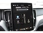 Volvo XC60 2.0 T8 Plug-in hybrid Plus Black Edition Head-up | 360 | Zwenkbare trekhaak | Panoramadak