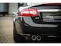 Jaguar XKR 5.0 V8 Coupé Portfolio 510 pk | 100% Jaguar Service | 1e Eigenaar | Clima | Cruise | Leder | Navi | Stoelkoeling |