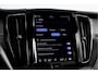 Volvo XC60 2.0 T6 Plug-in hybrid AWD R-Design - Automaat | S/K-Panodak | Harman/Kardon | Elek. Trekhaak | Dig. Cockpit | Adapt. Cruise | Stoel-+Stuurverw. | PDC | Camera | NAV + App. Connect | ECC | Elek. Klep | LM 19" |