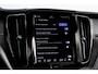 Volvo XC60 2.0 T6 Plug-in hybrid AWD R-Design - Automaat | S/K-Panodak | Harman/Kardon | Elek. Trekhaak | Dig. Cockpit | Adapt. Cruise | Stoel-+Stuurverw. | PDC | Camera | NAV + App. Connect | ECC | Elek. Klep | LM 19" |