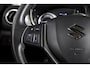 Suzuki Vitara 1.4 Boosterjet Stijl 140 PK - Automaat Org. NL | S/K-Panodak | Adapt. Cruise | Stoelverw. | PDC | Camera | NAV + App. Connect | ECC | LM 17" |