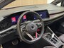 Volkswagen Golf 2.0 TSI GTI - IQ LIGHTS - PANORAMADAK - HEAD UP - 19'' - TREKHAAK - BOMVOL!!