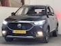 MG MG ZS 1.5 106 PK LEDER CRUISE CONTROL NAVIGATIE 360 CAMERA APPLE CARPLAY/ANDROID DODEHOEKSENSOREN RIJSTROOKSENSOREN 17" LM VELGEN  ZEER MOOI !! 3010