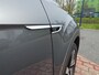 Volkswagen T-Roc 1.5 TSI R-Line Edition | 150Pk | Automaat |Keyless | Elec. A Klep | 18" LMV |