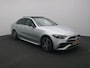 Mercedes-Benz C-klasse 300 e Business Solution AMG AMG Line | Panorama Schuif-Kanteldak | Distronic | Lederen bekleding | Alarm | Parkeerpakket met 360°-camera | 20 Inch AMG Velgen. Inclusief 24 maanden MB Certified garantie voor Europa.