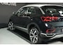 Volkswagen T-Roc 1.5 TSI ACT / PANODAK / VIRTUAL / ACC / MASSAGE / KEYLESS / CAMERA