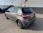 Toyota Yaris 1.5 VVT-i Energy Stoelverwarming, stoere matte grijze velgen, achteruitrij camera, cruise control, automaat!