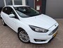 Ford Focus 1.0 Titanium / Navi / PDC / Clima / 17 inch / Keyless