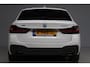 BMW 5-Serie Touring 530e xDrive High Executive | adap. cruise | panoramadak | elek. trekhaak | harmankardon | keyless | camera