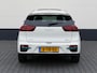 Kia Niro EV e-Niro DynamicLine 64 kWh 3-Fase | SOH 100% | Schuifdak | Carplay | Achteruitrijcamera
