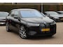 BMW iX xDrive40 Executive 77 kWh / Trekhaak / Panoramadak / 360Camera / Luchtvering / Harman Kardon / 22'' / CarPlay / DAB / Dodehoek / ACC