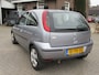 Opel Corsa 1.2-16V Maxx