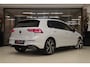 Volkswagen Golf 1.5 eTSI R-Line 3XR-LINE /PANO/H&K/CAM/CARPLAY/BOMVOL