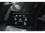 Volkswagen Golf 1.5 eTSI R-Line 3XR-LINE /PANO/H&K/CAM/CARPLAY/BOMVOL