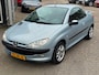 Peugeot 206 CC 1.6-16V Cabrio lage kms zeer nette voertuig