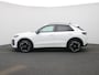 Volkswagen T-Roc 1.5 eTsi R-Line First Edition 150 PK Automaat | Panoramadak | Black Style | Lederen bekleding | Memory stoelen | Harman Kardon geluidssysteem | Apple Carplay | 19" Lichtmetalen velgen | IQ Light | 360 Camera | Android Auto | Achterklep elektrisch | Ruiten getint | Dodehoek sensoren | Parkeersensoren | Keyless access | Climate control |