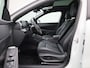 Volkswagen T-Roc 1.5 eTsi R-Line First Edition 150 PK Automaat | Panoramadak | Black Style | Lederen bekleding | Memory stoelen | Harman Kardon geluidssysteem | Apple Carplay | 19" Lichtmetalen velgen | IQ Light | 360 Camera | Android Auto | Achterklep elektrisch | Ruiten getint | Dodehoek sensoren | Parkeersensoren | Keyless access | Climate control |