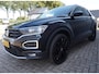Volkswagen T-Roc 1.5 TSI Style Business Nav.Cruise.Pano.Clima.Pdc.19"Velgen
