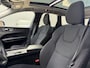 Volvo XC60 2.0 Recharge T6 AWD Business Pro | IntelliSafe Surround | Camera | Carplay & Android