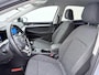 Volkswagen Golf 1.0 TSI Life | Carplay | ACC | Parkeerhulp | Getint Glas |