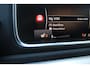 Volvo V40 Cross Country 1.5 T3 Polar+ Luxury 100% Dealeronderhouden | Panoramisch dak | Lederen bekleding | Verwarmbare voorstoelen | Harman Kardon Audio | 17-Inch Lichtmetalen velgen | Parkeersensoren voor + achter | Parkeercamera achter
