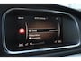 Volvo V40 Cross Country 1.5 T3 Polar+ Luxury 100% Dealeronderhouden | Panoramisch dak | Lederen bekleding | Verwarmbare voorstoelen | Harman Kardon Audio | 17-Inch Lichtmetalen velgen | Parkeersensoren voor + achter | Parkeercamera achter
