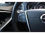 Volvo V40 Cross Country 1.5 T3 Polar+ Luxury 100% Dealeronderhouden | Panoramisch dak | Lederen bekleding | Verwarmbare voorstoelen | Harman Kardon Audio | 17-Inch Lichtmetalen velgen | Parkeersensoren voor + achter | Parkeercamera achter
