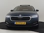 Skoda Octavia Combi 1.0 e-TSI Business Edition | Panoramadak | Elekt. Trekhaak | Lederen Bekleding l Apple carplay Android auto | Cruise control 17"LMV