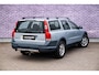Volvo XC70 2.5 T Geartronic Comfort Line | Trekhaak | Schuif/kantel dak| Cruise control | Stoelverwarming | Elektrisch verstelbare voorstoelen met geheugen | Recent nieuwe distributieriem |