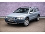 Volvo XC70 2.5 T Geartronic Comfort Line | Trekhaak | Schuif/kantel dak| Cruise control | Stoelverwarming | Elektrisch verstelbare voorstoelen met geheugen | Recent nieuwe distributieriem |