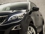 Peugeot 3008 1.2 PureTech Sport Automaat (APPLE CARPLAY, GROOT NAVI, TREKHAAK, PARKEERSENSOREN, SPORTSTOELEN, CRUISE, LANE ASSIST, NIEUWSTAAT)