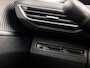 Peugeot 3008 1.2 PureTech Sport Automaat (APPLE CARPLAY, GROOT NAVI, TREKHAAK, PARKEERSENSOREN, SPORTSTOELEN, CRUISE, LANE ASSIST, NIEUWSTAAT)
